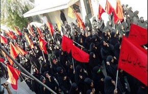 حساسیت نیروهای بحرینی به شعار هیهات من الذله!