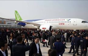 نخستین هواپیمای مسافربری چین + فیلم