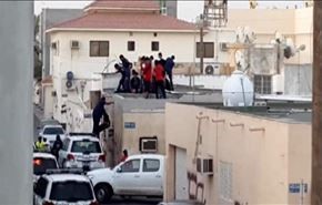 القوات البحرينية تعتقل اطفالا خلال حملة مداهمات في سار