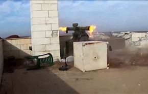 الجيش يسيطر على عمق الشيخ مسكين وانهيارات كبيرة للمسلحين +فيديو