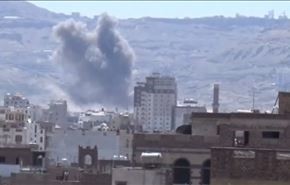 الطائرات السعودية تشن غارات مكثفة على مناطق سكنية بصنعاء