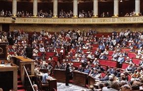 خلافات حادة بين النواب الفرنسيين حول اصلاح الدستور