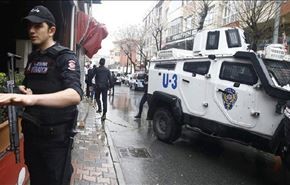 حمله دو زن مسلح به پاسگاه پلیس در استانبول + فیلم