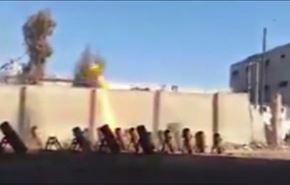 المسلحون يمطرون حي الشيخ مقصود بحلب بالاسطوانات