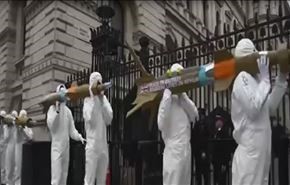 بالفيديو: بريطانيون يطالبون حكومتهم بوقف تسليح السعودية