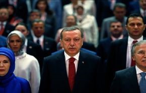 أردوغان يستعير عبارة القذّافي: من أنتُـم؟