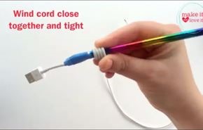 فيديو.. تلف شريط شاحن الهاتف حول قلم، والنتيجة رائعة!