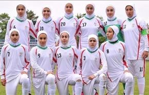 مسابقه فوتبال دختران ایران و امریکا +عکس