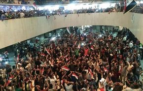 متظاهرو بغداد يهددون الرؤوساء الثلاثة ان لم تنفذ مطالبهم+فيديو