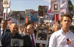 فیلم؛ پوتین در راهپیمایی سالگرد پیروزی