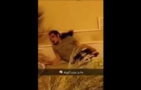 وحشی گری جوان سعودی با چاشنی افتخار!+فیلم