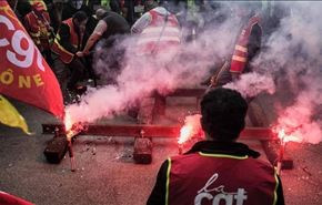 الاحتجاجات في فرنسا تزيد تعقيد الوضع وتحرج الحكومة