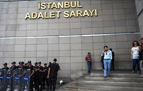 توجيه اتهامات لـ 99 جنرالا تركيا في محاولة الانقلاب