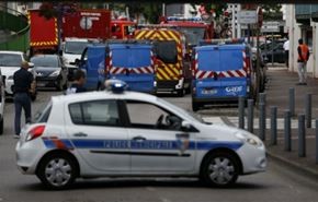 فيديو... هجوم مسلح على كنيسة في فرنسا ينتهي بذبح قس