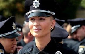علت عجیب مرگ "زیباترین" پلیس زن اوکراین