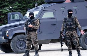 مقتل 5 ضباط شرطة اتراك واصابة 4 بسيارة ملغومة