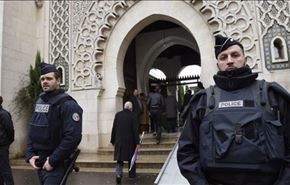 وزارة الداخلية الفرنسية تعتزم تعليم الأئمة المسلمين 