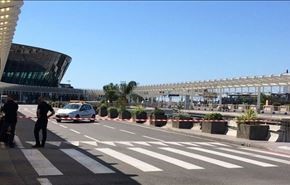 حقائب سفر تخلي مطار نيس بفرنسا!! +صور