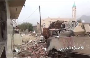 اليمن..توزيع صور عن خسائر السعودية بالعدوان