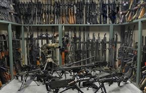 مواطن ألماني يحتفظ بمخزن من الاسلحة في خزانة ثيابه!