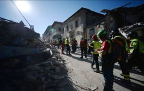 نجات دختر خردسال از آوار زلزله پس از 17 ساعت +فیلم