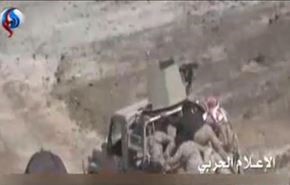 لحظۀ فرار نظامیان سعودی در عسیر +ویدیو