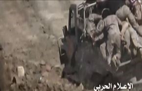 بالفيديو.. لحظة فرار العسكريين السعوديين من مواقعهم في عسير!