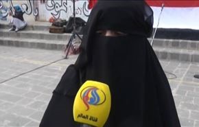 بالفيديو.. إمرأة يمنية تصرخ..سنأخذ بثأر كل من قتل في العدوان