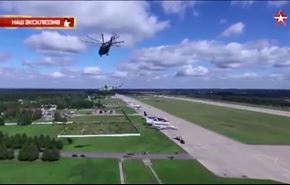 فیلم حمل بالگرد به وسیله بزرگترین بالگرد جهان