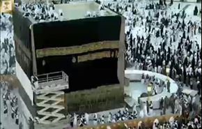 ویدیو: تعویض پردۀ کعبه پس از نماز صبح امروز