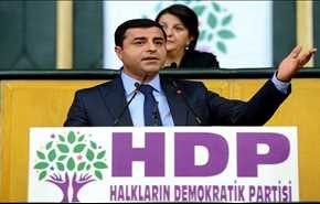 الأكراد: “نهاية للديموقراطية” في تركيا