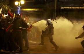 الشرطة اليونانية تفرق تظاهرة مناهضة لزيارة أوباما