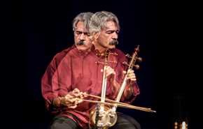 أمسية موسيقية مشتركة بين الكمنجة الفارسية والساز التركي