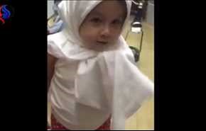 شاهد... طفلة سورية تثير جدلا واسعاً على مواقع التواصل