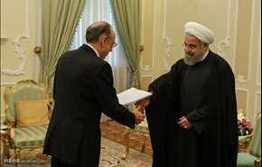 روحاني يتسلم أوراق اعتماد السفراء الجدد الى طهران