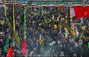 ايران.. الاقليات الدينية تشارك في مسيرات ذكرى انتصار الثورة