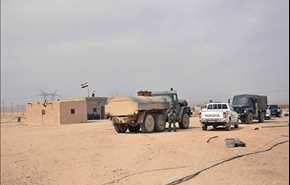 جنود الجيش السوري يتخذ موقف بالقرب من تدمر