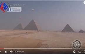 اشیای معلق درآسمان اهرام مصر + ویدیو