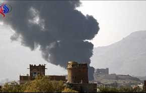 الطيران السعودي يستهدف ناقلة خضروات بالحديدة واستشهاد من عليها