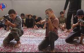 کودکان شکارچی داعش چگونه آموزش می بینند+فیلم
