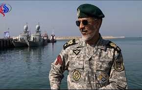 سياري: لن تغيب أية سفينة اجنبية عن رصد البحرية الايرانية