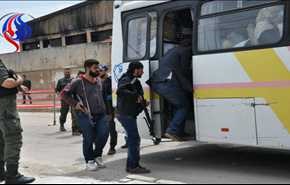 خروج  850 شخصا ضمن الدفعة الخامسة للمسلحين وعائلاتهم الى جرابلس