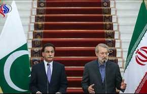 لاريجاني: العلاقات المتينة بين ايران وباكستان تسهم بحل القضايا الاقليمية