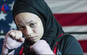 أول ملاكمة أميركية سُمِحَ لها اللعب بالحجاب