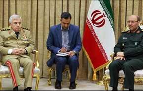 وزير الدفاع الايراني: اي خطوة عدائية ضد سوريا ستفاقم الازمة