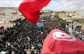 فيديو : هذا هو العامل الرئيس وراء ازمة تطاوين في تونس!!