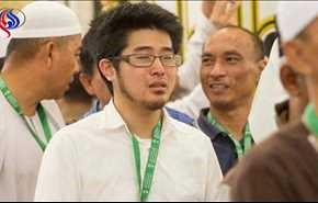 فيديو.. مهندس ياباني أعتنق ‫الإسلام‬ يبكي بشكل مؤثر!