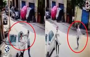 فيديو صادم .. لحظة ذبح شاب مصري على يد صديقه