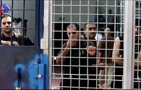 نقل العشرات من الأسرى الفلسطينيين المضربين للمشافي