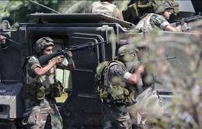 مناورات قتالية للجيش اللبناني لمحاكاة القضاء على مجموعة ارهابية